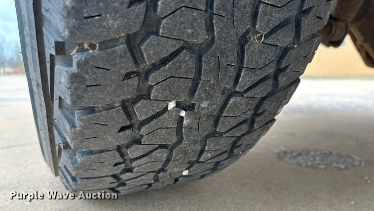 image for item IB9351 2008 Dodge Ram 1500 Quad Cab pickup truck