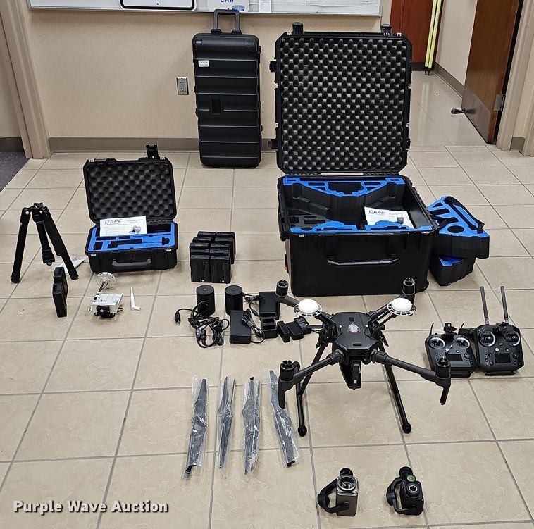 image for item IO9883 Matrice 210RTK drone