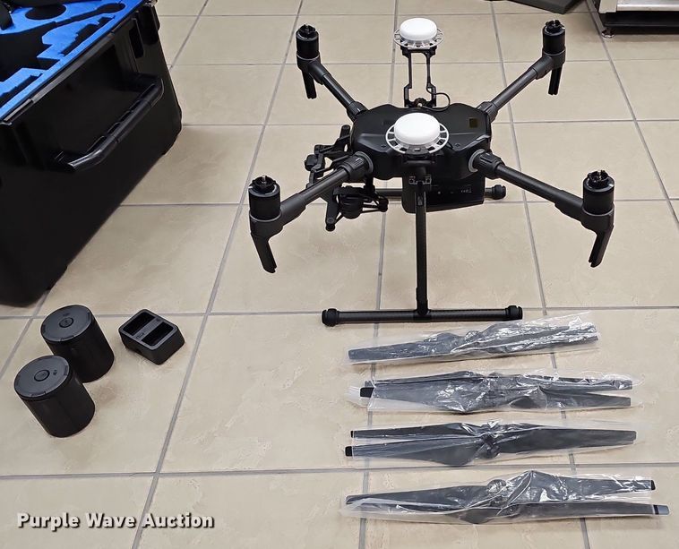 image for item IO9883 Matrice 210RTK drone