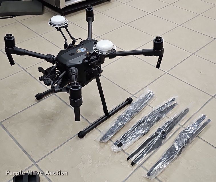 image for item IO9883 Matrice 210RTK drone