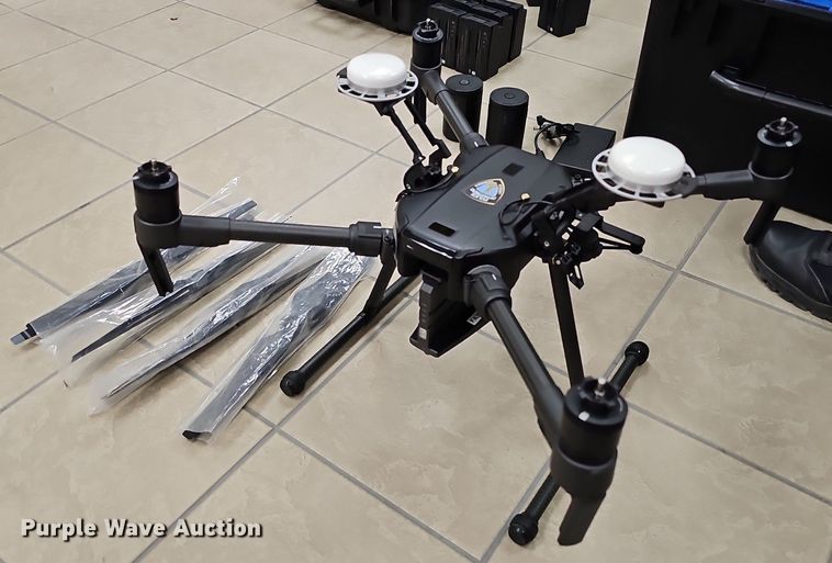 image for item IO9883 Matrice 210RTK drone