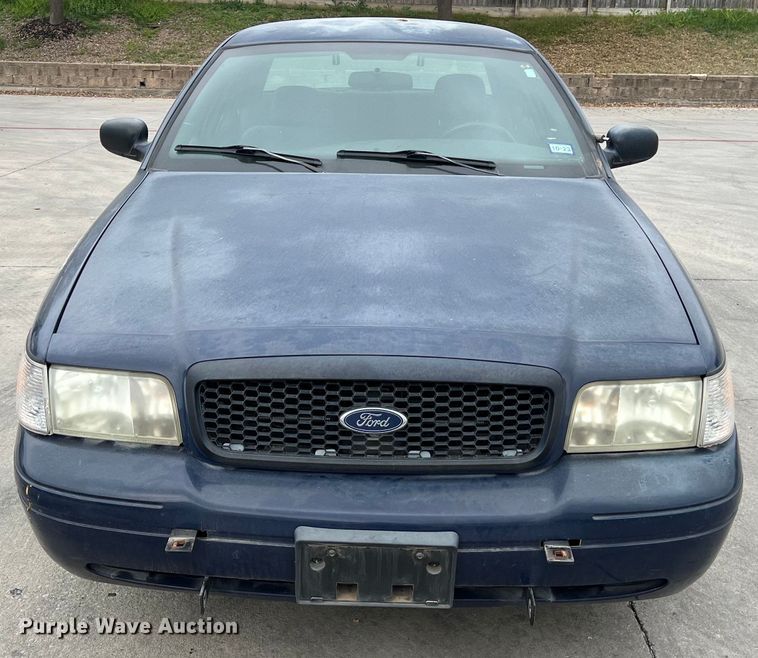 image for item KV9814 2010 Ford Crown Victoria Police Interceptor 