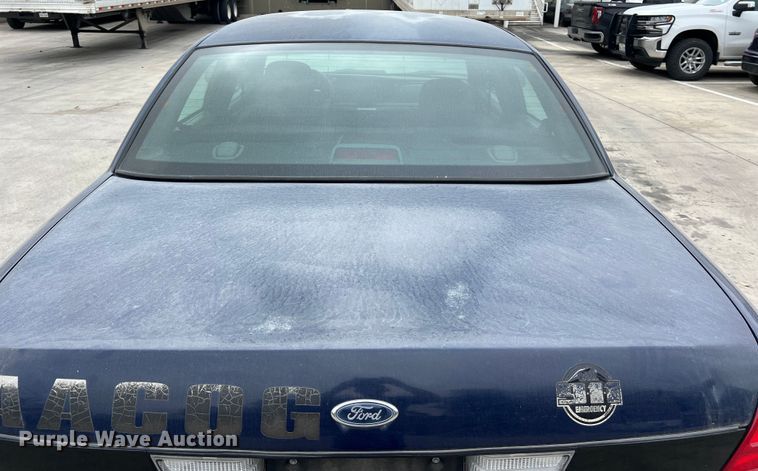 image for item KV9814 2010 Ford Crown Victoria Police Interceptor 