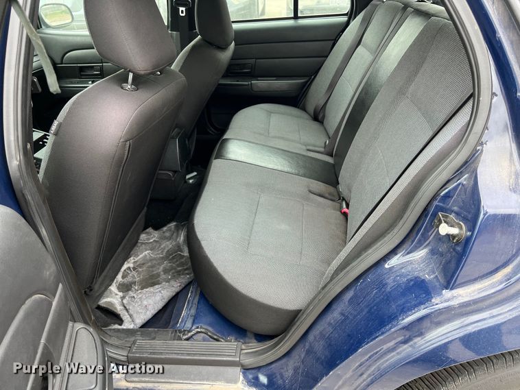 image for item KV9814 2010 Ford Crown Victoria Police Interceptor 