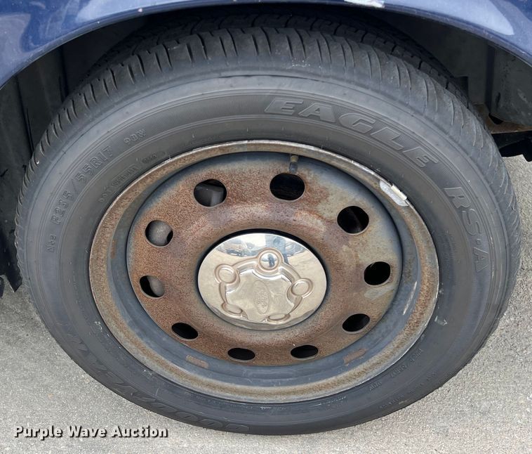 image for item KV9814 2010 Ford Crown Victoria Police Interceptor 