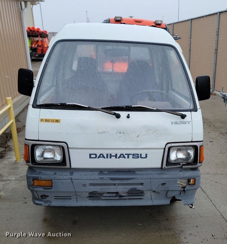 image for item LA9651 1991 Daihatsu HiJet mini truck