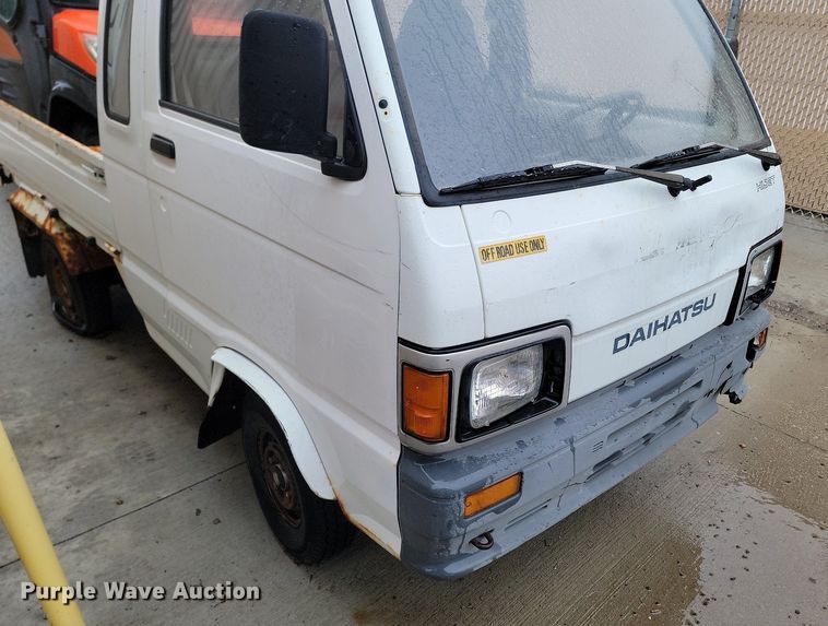 image for item LA9651 1991 Daihatsu HiJet mini truck