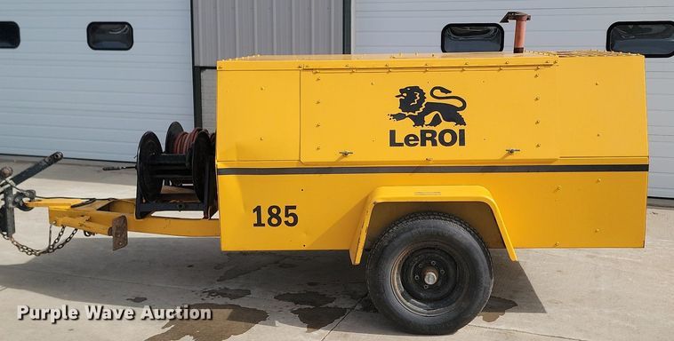 image for item LA9745 1990 LeRoi Dresser 185 air compressor
