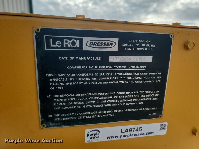 image for item LA9745 1990 LeRoi Dresser 185 air compressor