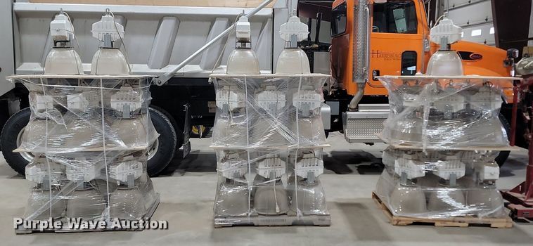 image for item LA9747 (41) Cooper Lighting HSG shop lights