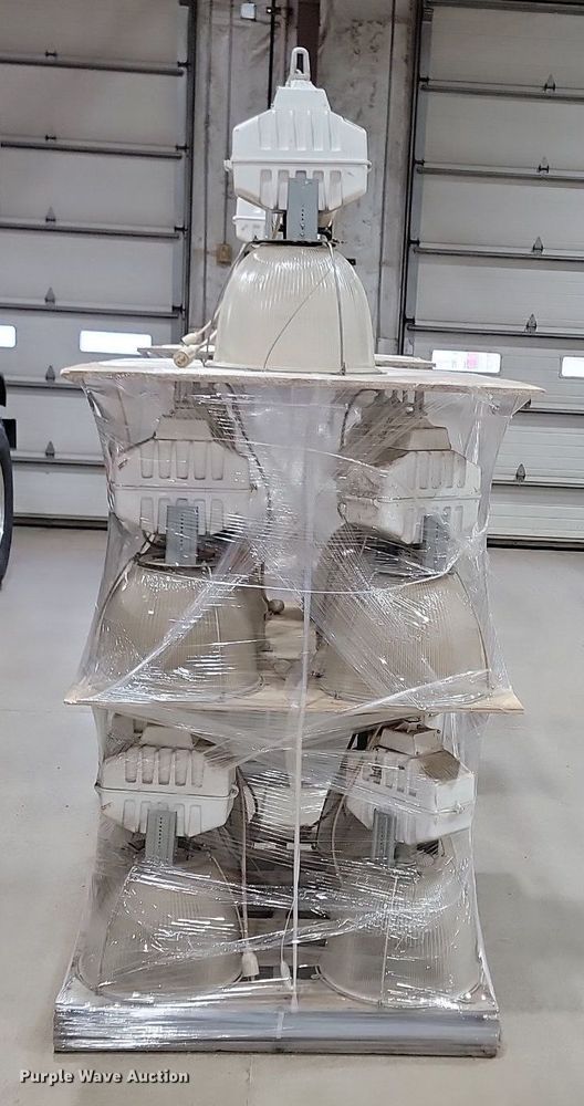 image for item LA9747 (41) Cooper Lighting HSG shop lights