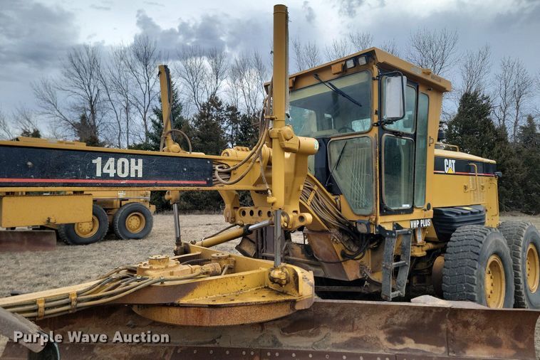 image for item LA9776 2005 Caterpillar 140H VHP Plus motor grader
