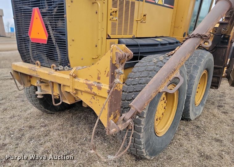 image for item LA9776 2005 Caterpillar 140H VHP Plus motor grader