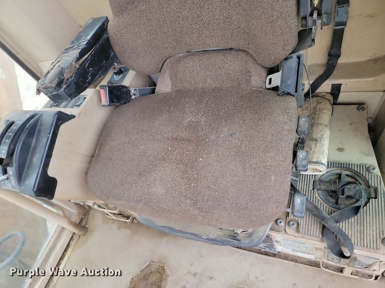 image for item LA9776 2005 Caterpillar 140H VHP Plus motor grader