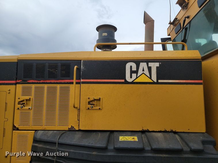 image for item LA9776 2005 Caterpillar 140H VHP Plus motor grader