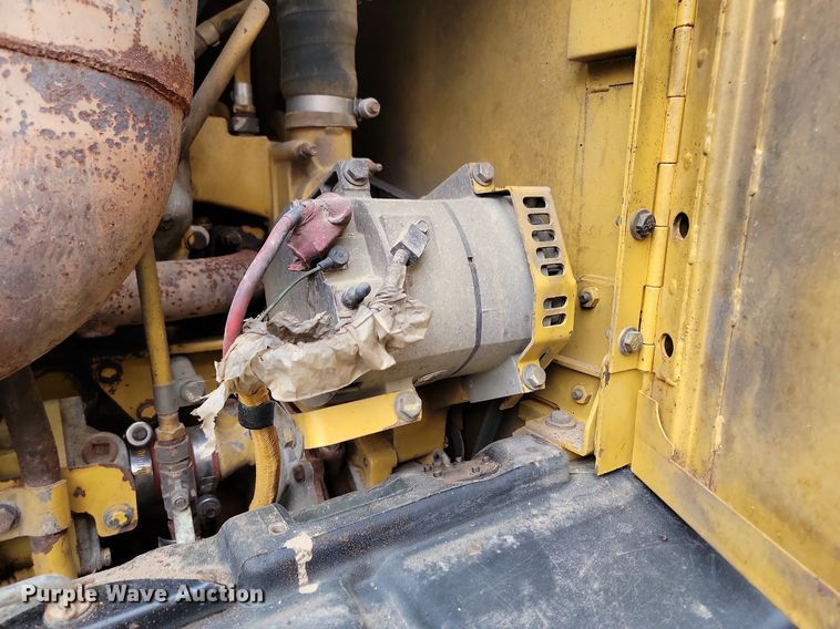 image for item LA9776 2005 Caterpillar 140H VHP Plus motor grader