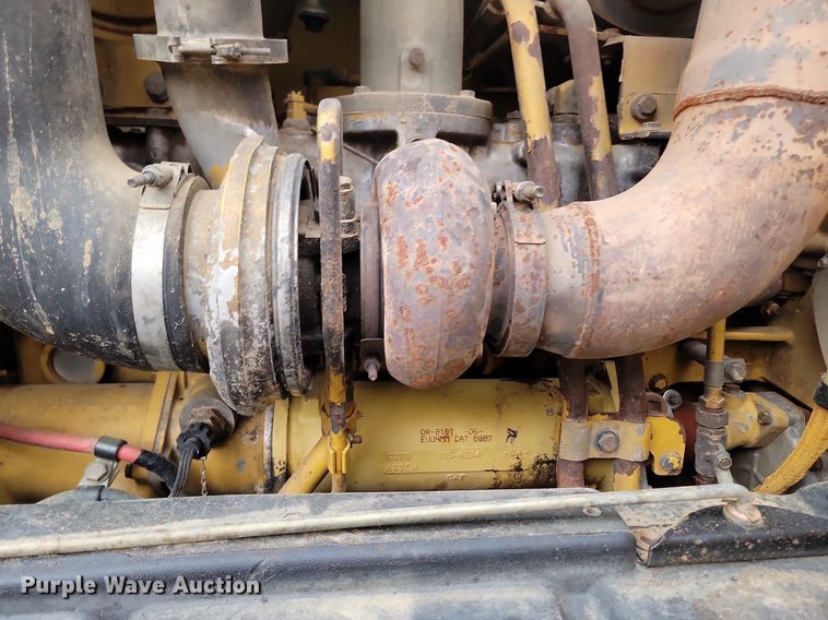 image for item LA9776 2005 Caterpillar 140H VHP Plus motor grader