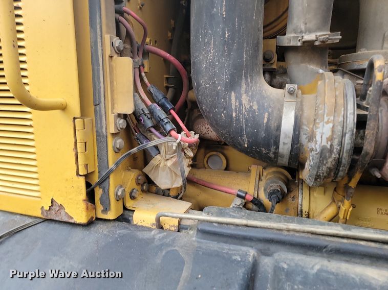 image for item LA9776 2005 Caterpillar 140H VHP Plus motor grader