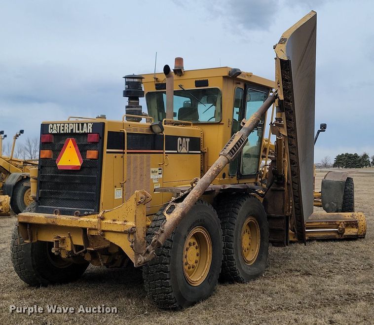 image for item LA9777 2001 Caterpillar 140H VHP motor grader