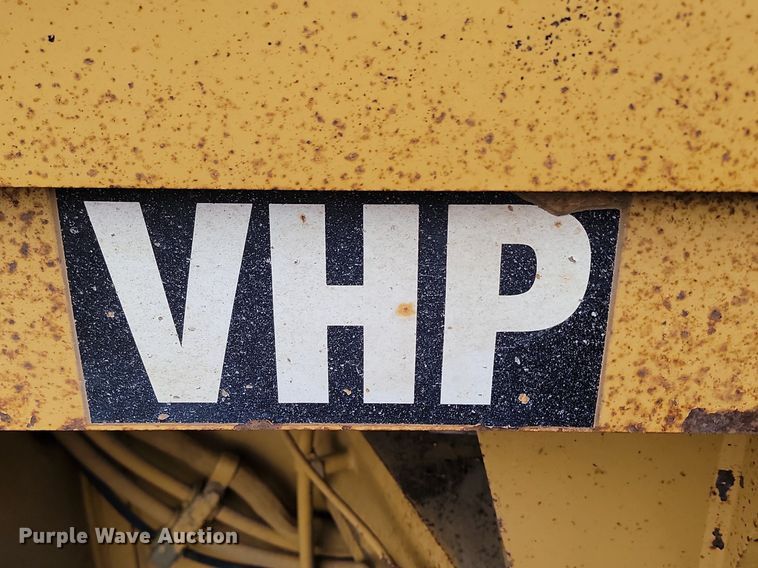 image for item LA9777 2001 Caterpillar 140H VHP motor grader