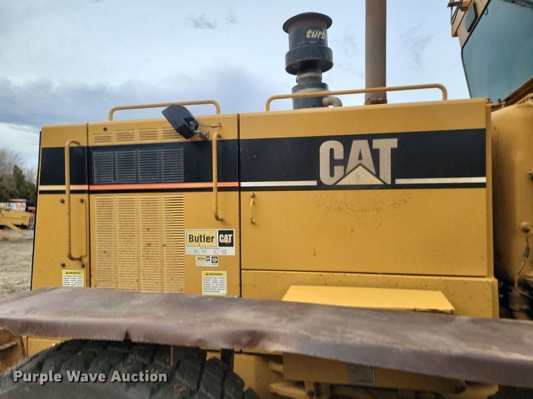 image for item LA9777 2001 Caterpillar 140H VHP motor grader