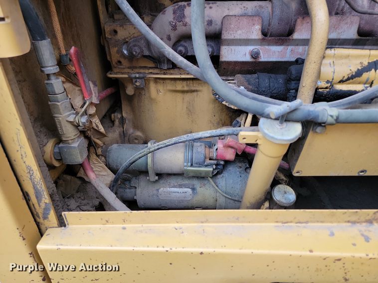 image for item LA9777 2001 Caterpillar 140H VHP motor grader