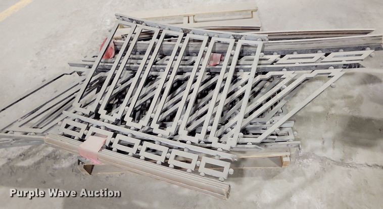 image for item LC9883 Auditorium railing