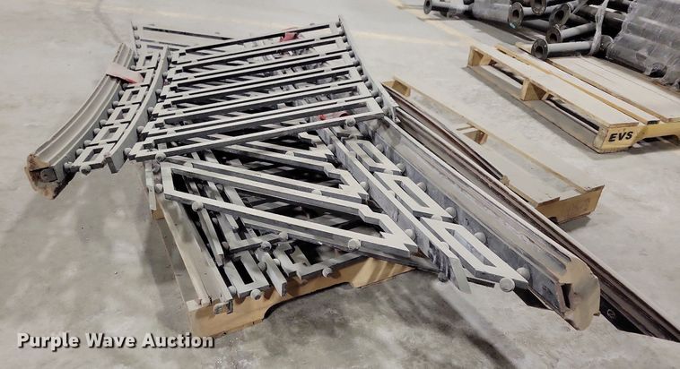 image for item LC9883 Auditorium railing