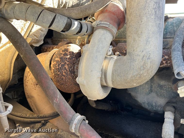 image for item LD9342 1992 International  4700 dump truck