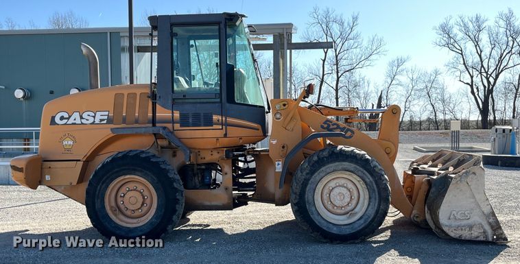 image for item LD9343 2001 Case 521D wheel loader