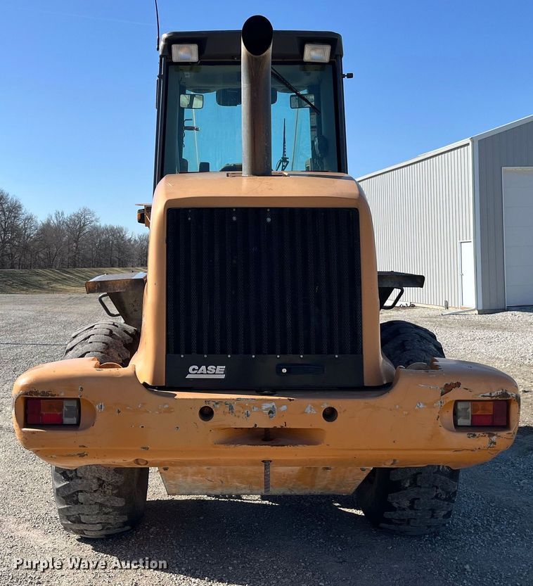 image for item LD9343 2001 Case 521D wheel loader