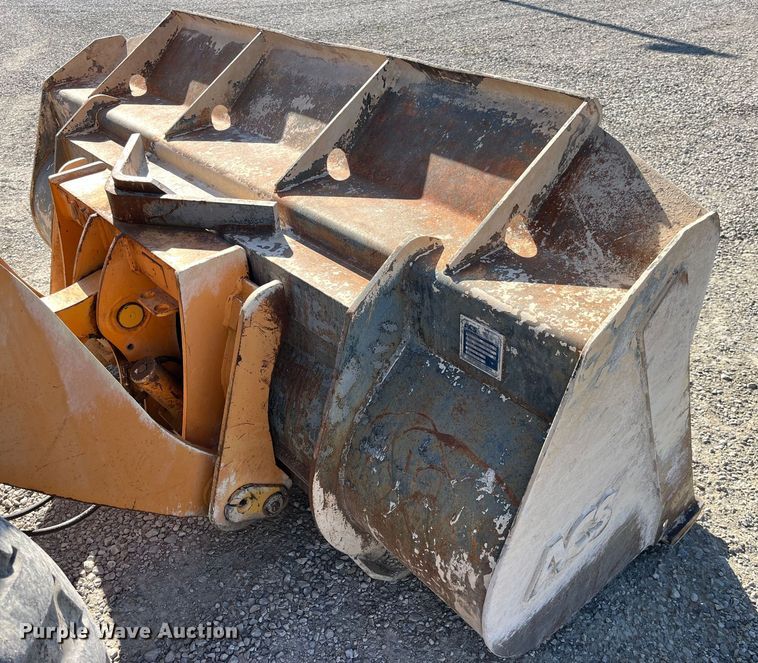 image for item LD9343 2001 Case 521D wheel loader