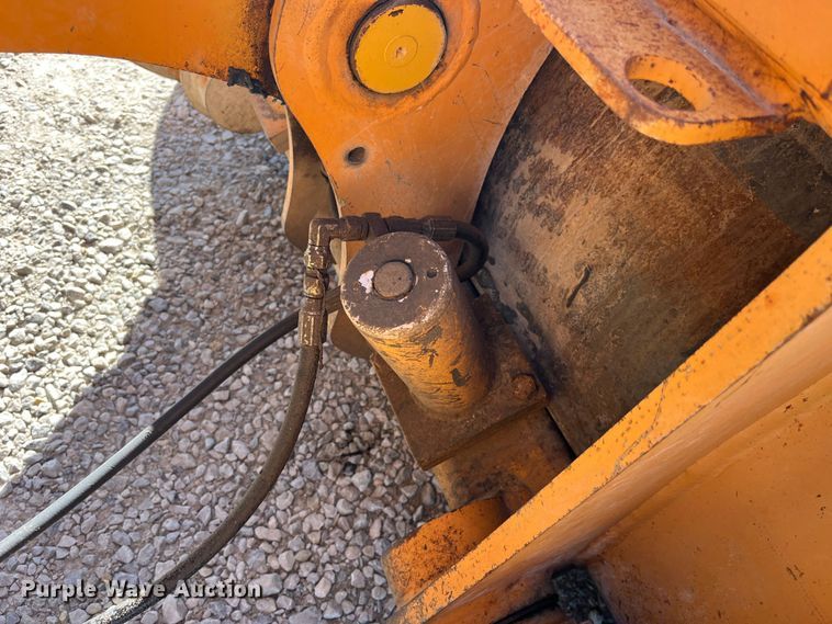 image for item LD9343 2001 Case 521D wheel loader