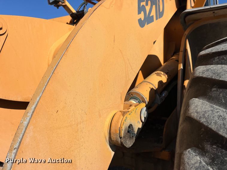 image for item LD9343 2001 Case 521D wheel loader