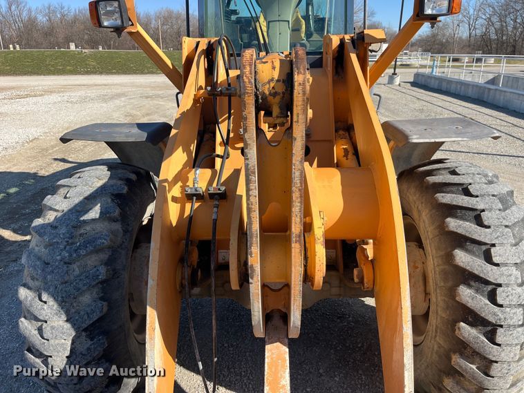 image for item LD9343 2001 Case 521D wheel loader