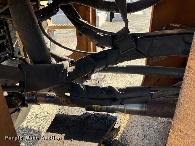 image for item LD9343 2001 Case 521D wheel loader