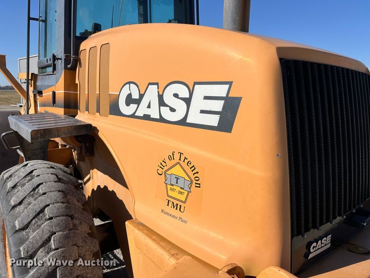 image for item LD9343 2001 Case 521D wheel loader