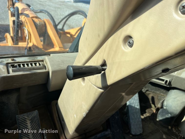 image for item LD9343 2001 Case 521D wheel loader