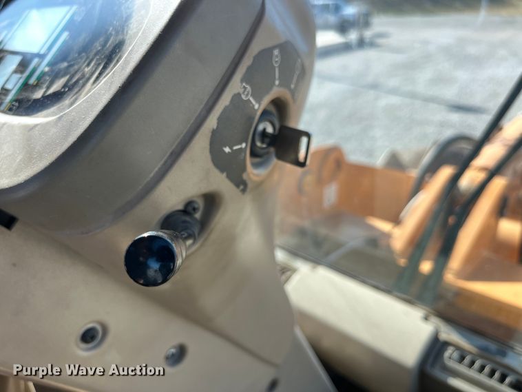 image for item LD9343 2001 Case 521D wheel loader