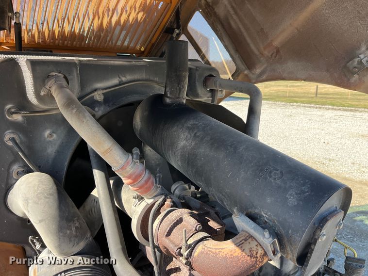 image for item LD9343 2001 Case 521D wheel loader