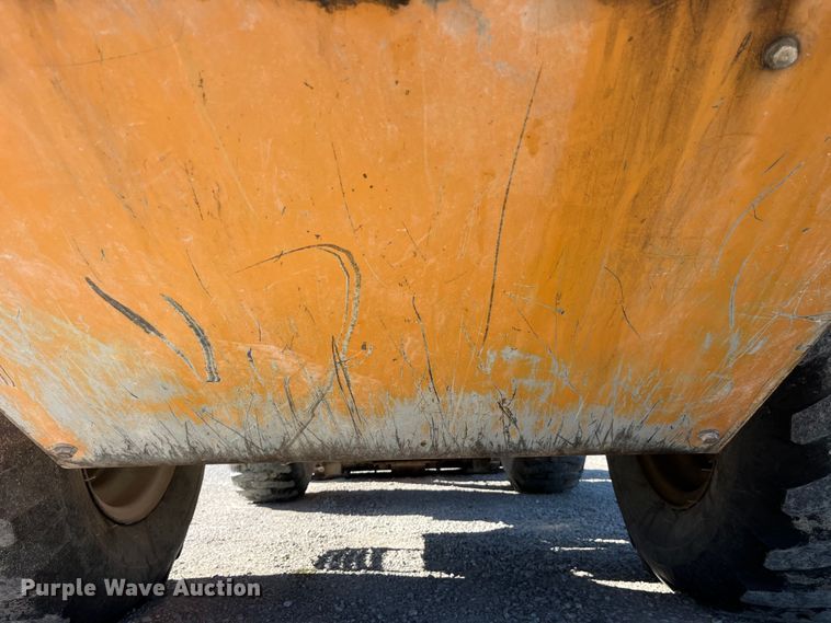 image for item LD9343 2001 Case 521D wheel loader