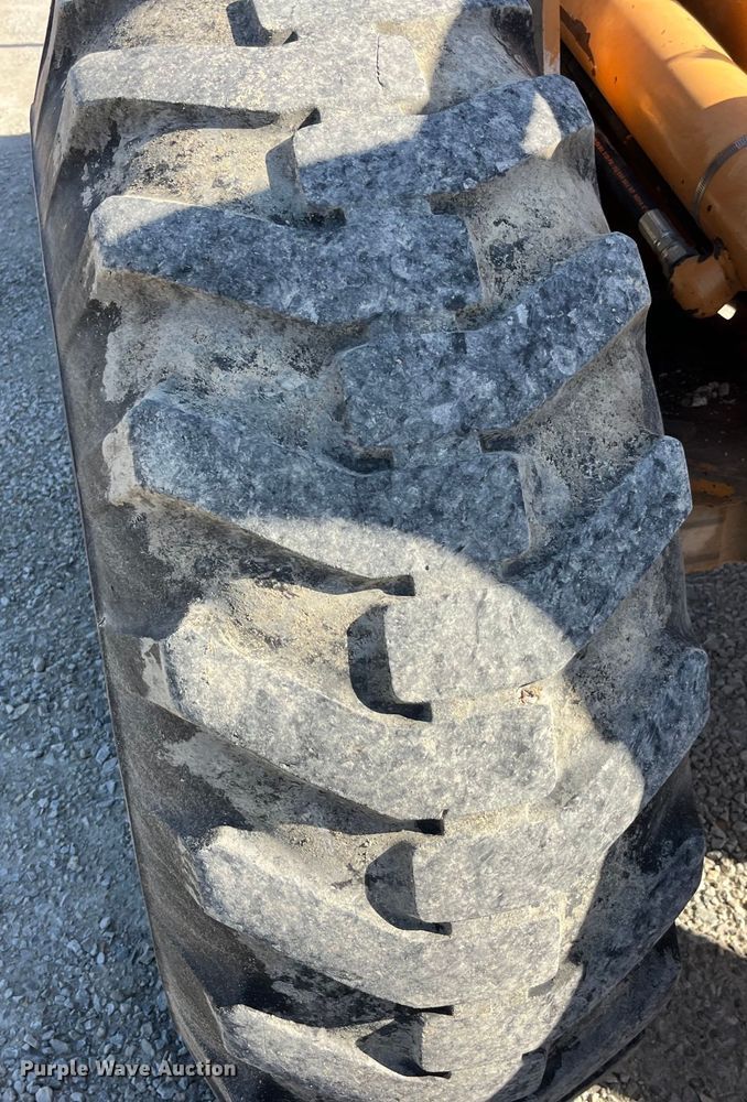 image for item LD9343 2001 Case 521D wheel loader