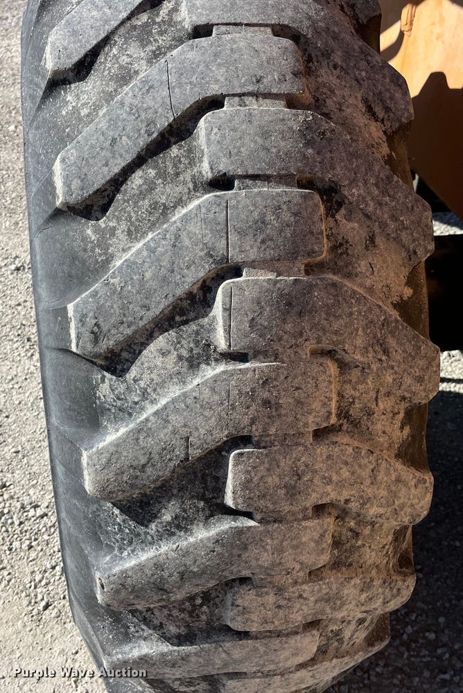 image for item LD9343 2001 Case 521D wheel loader