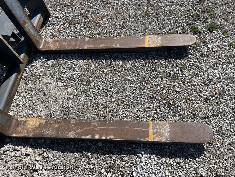 image for item LD9343 2001 Case 521D wheel loader