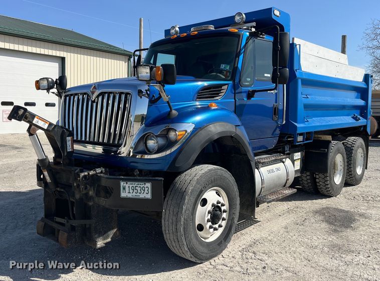 image for item LD9347 2014 International  WorkStar 7400 dump truck