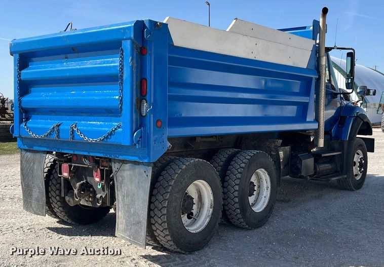 image for item LD9347 2014 International  WorkStar 7400 dump truck