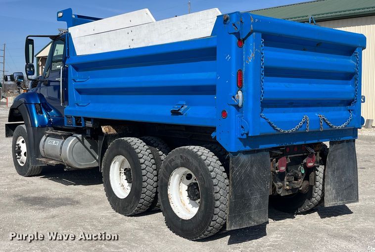 image for item LD9347 2014 International  WorkStar 7400 dump truck