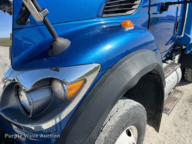 image for item LD9347 2014 International  WorkStar 7400 dump truck