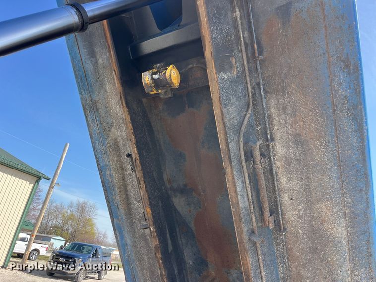 image for item LD9347 2014 International  WorkStar 7400 dump truck