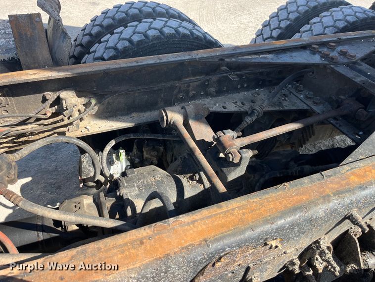 image for item LD9347 2014 International  WorkStar 7400 dump truck